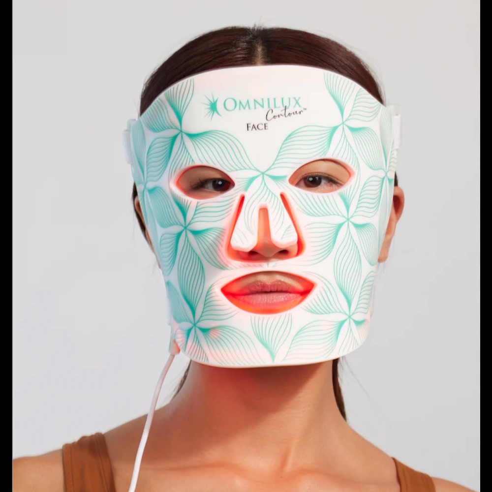 OMNILUX CONTOUR MASK